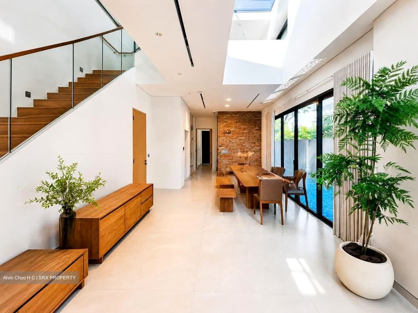 Upper East Coast Road (D15), Terrace #555716931